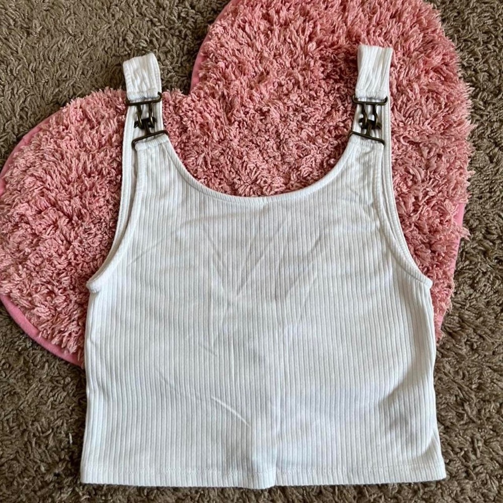 LF emma & sam white top